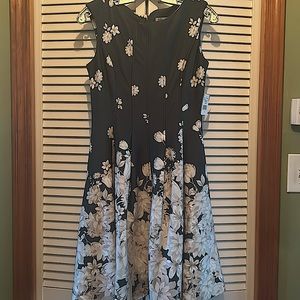 Danny & Nicole floral dress